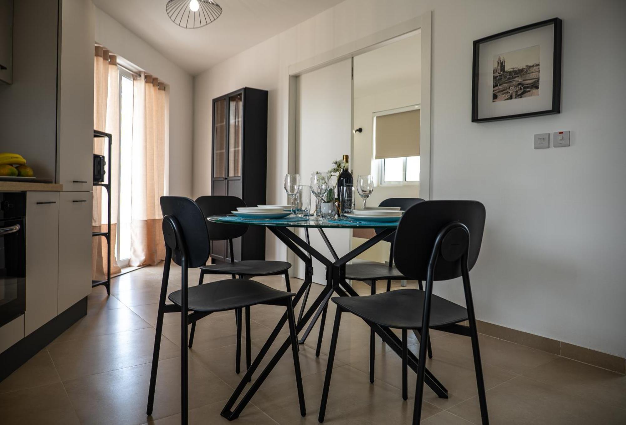 Apartment Stella & Rosie - Two Bedroom Apartment's By Eldi Pietà