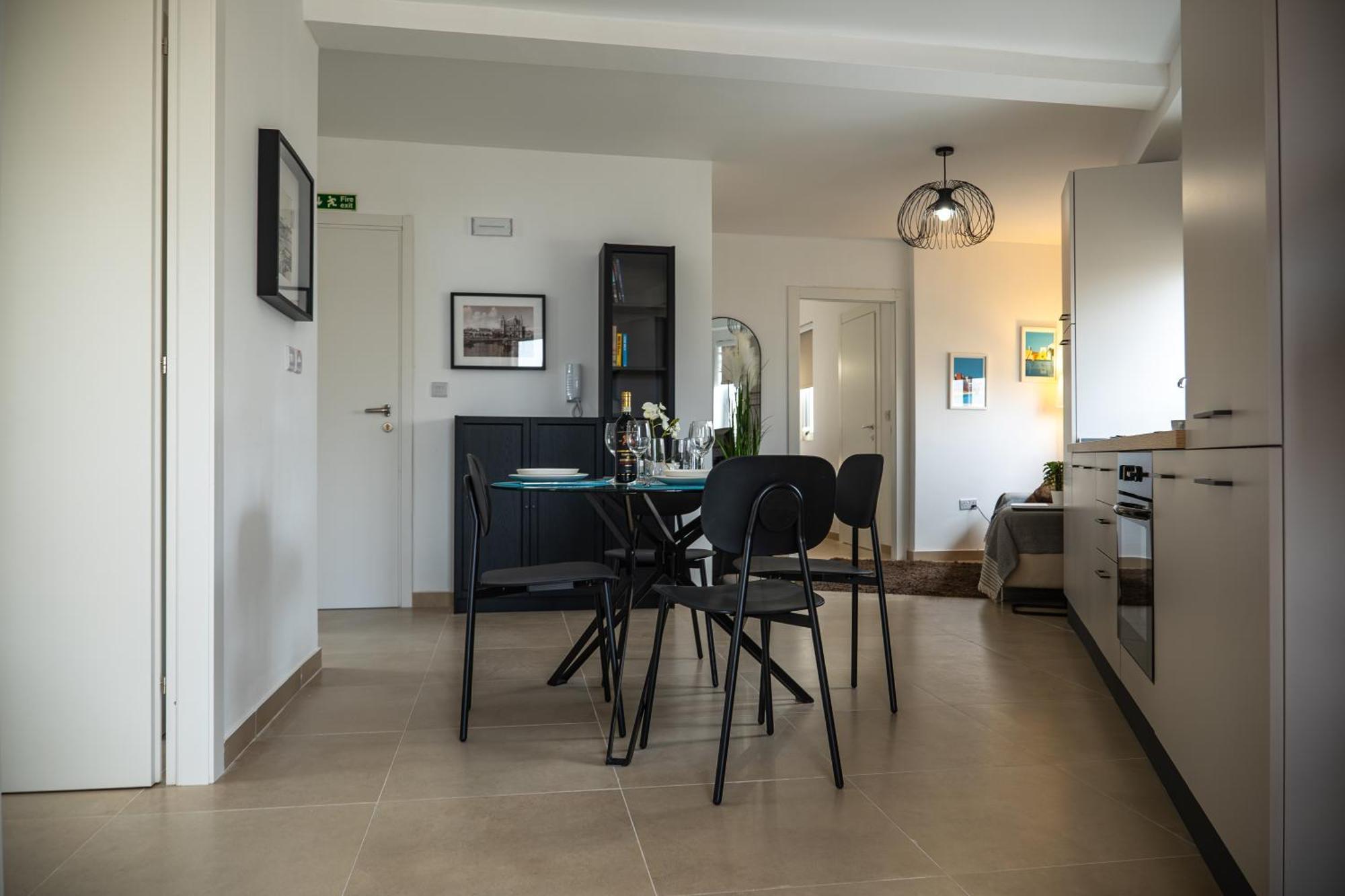 Stella & Rosie - Two Bedroom Apartment's By Eldi