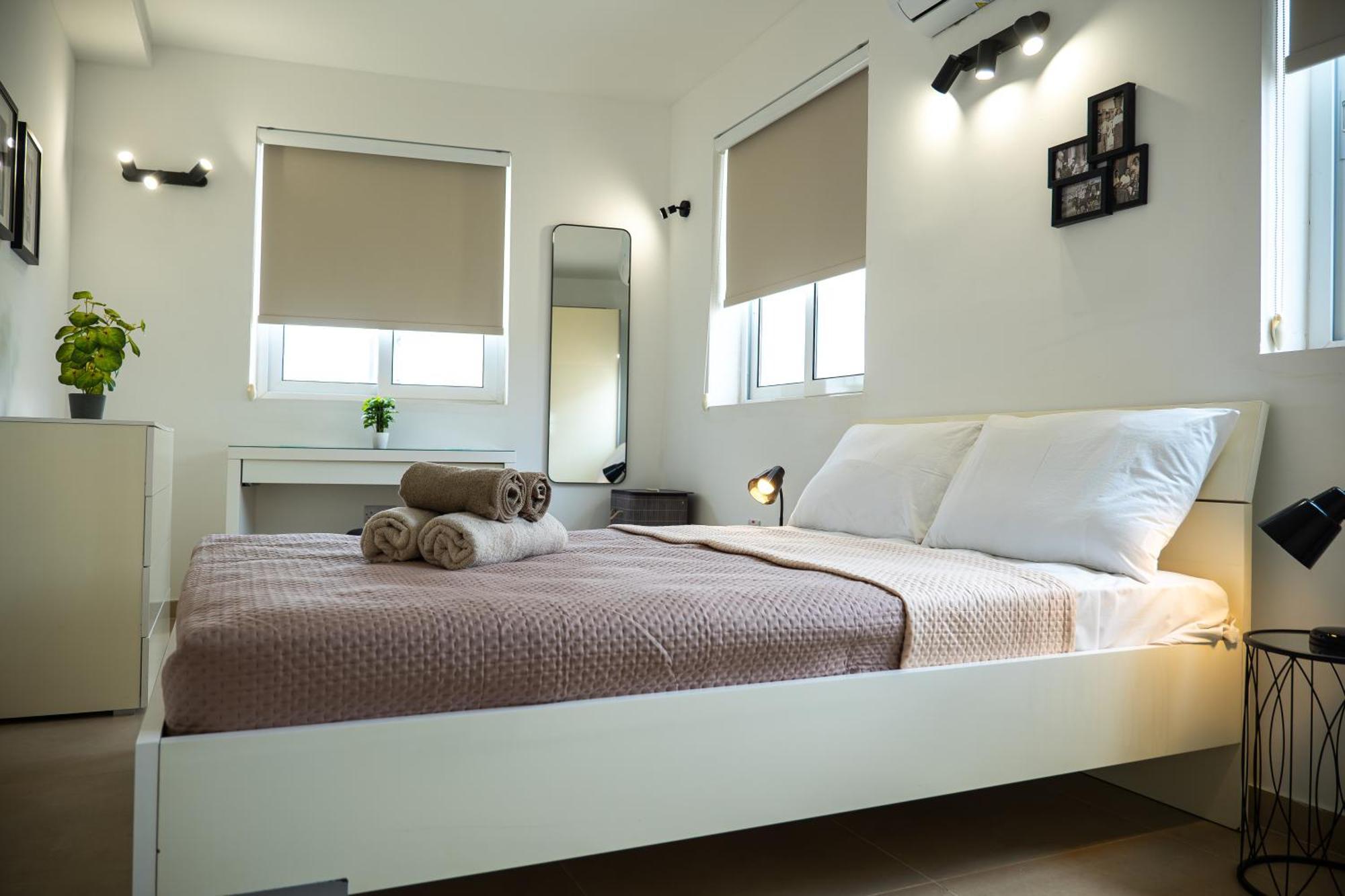 Stella & Rosie - Two Bedroom Apartment's By Eldi Pietà