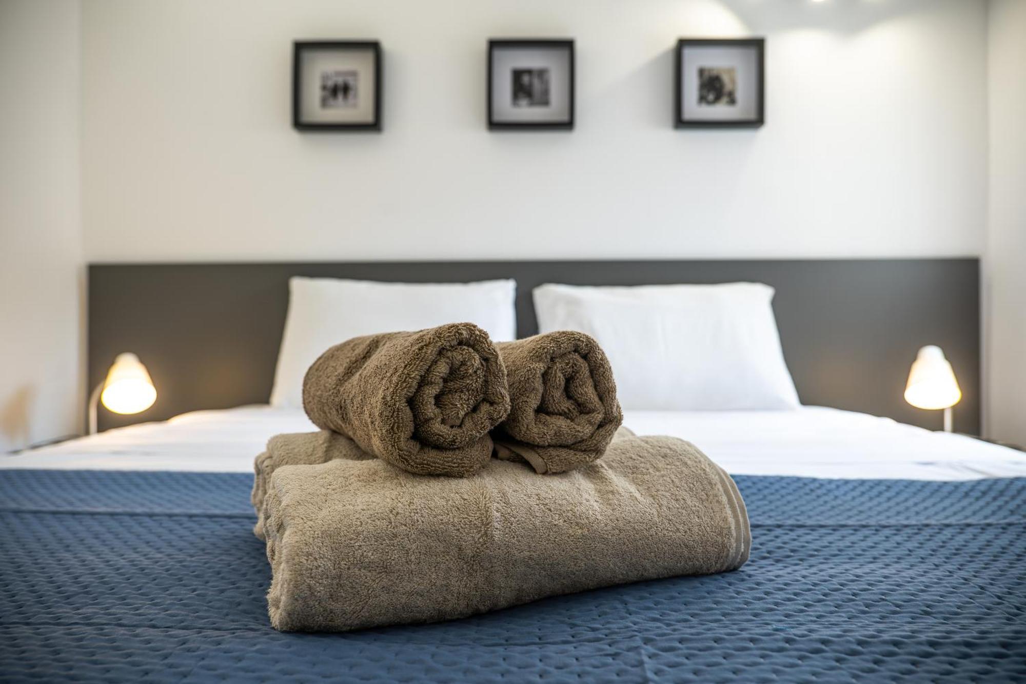Stella & Rosie - Two Bedroom Apartment's By Eldi Apartment Pietà
